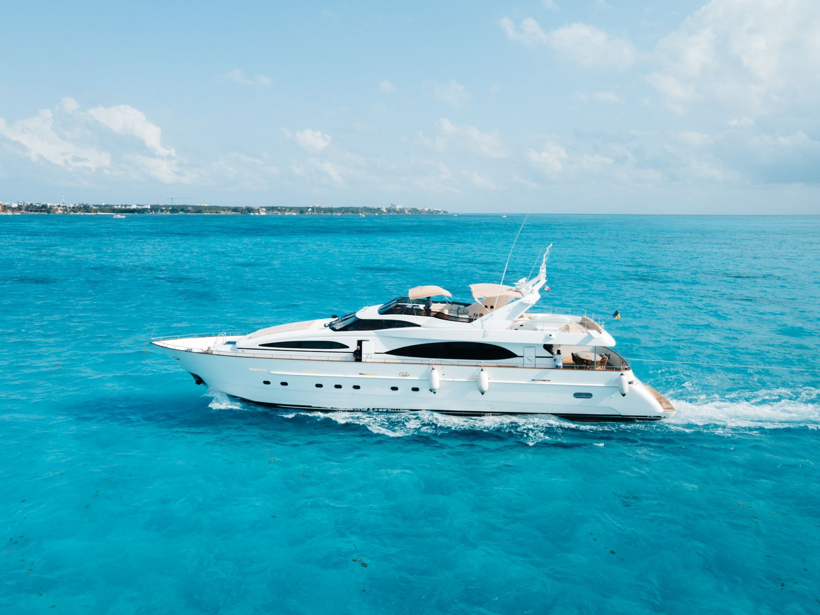 AZIMUT 100´