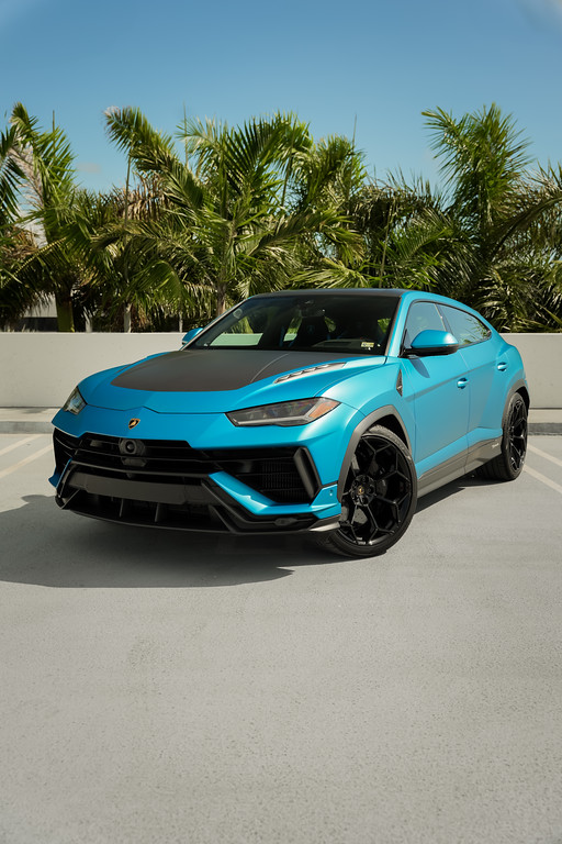 URUS PERFORMANTE BLUE