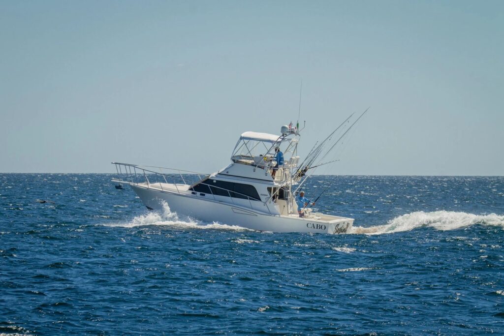 RENTA DE YATE - CANCÚN - SASHIMI - 35’ Cabo Flybridge