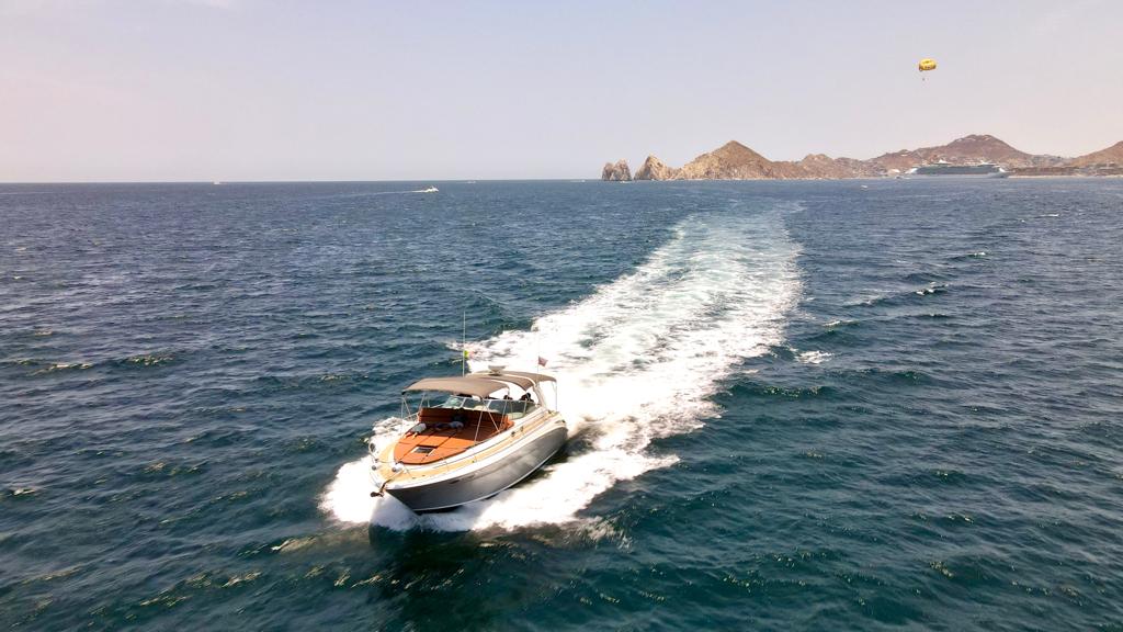 RENTA YATE- SEA RAY 40' - CABO SAN LUCAS