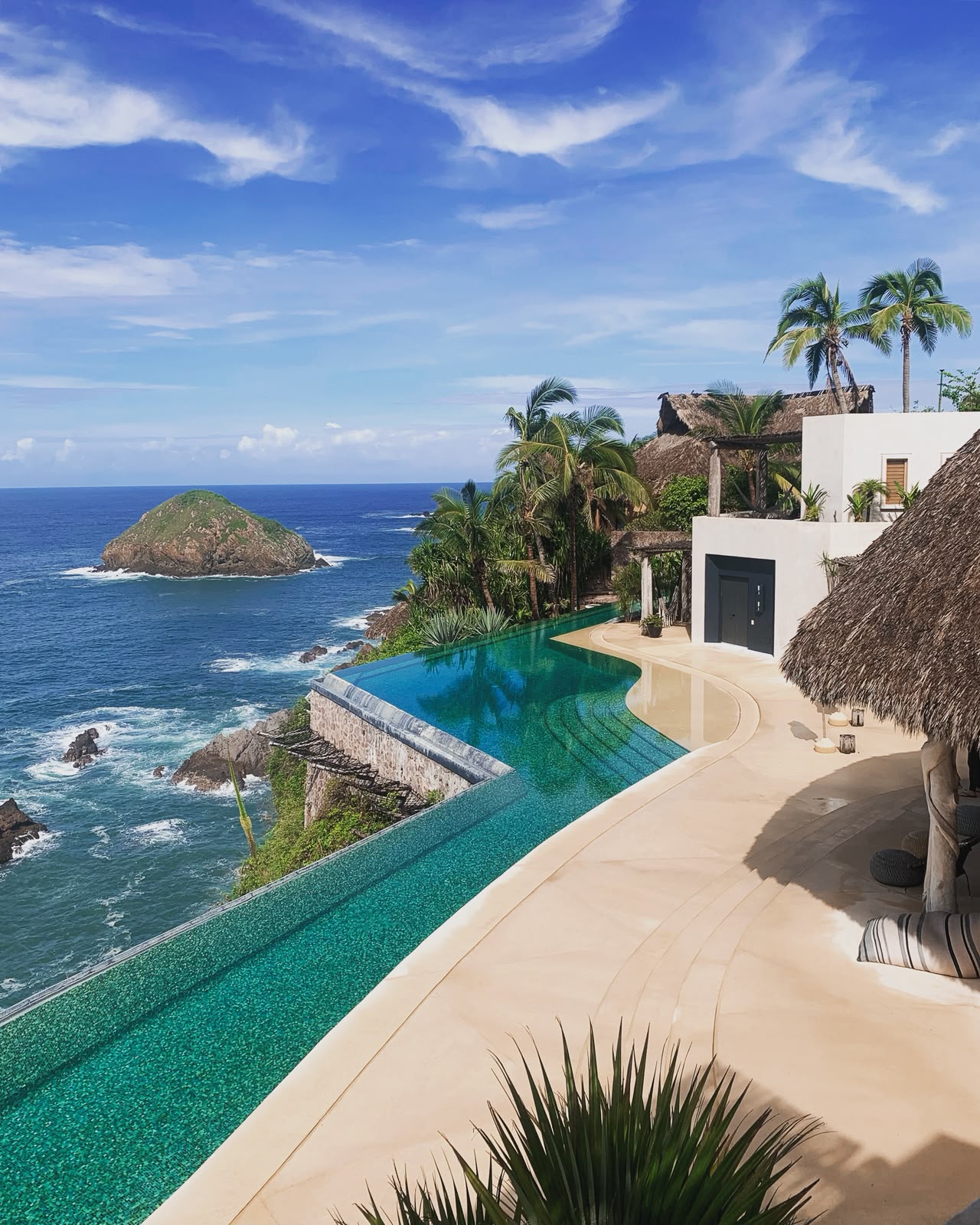 About Evoke: LUXURY Concierge in Mexico