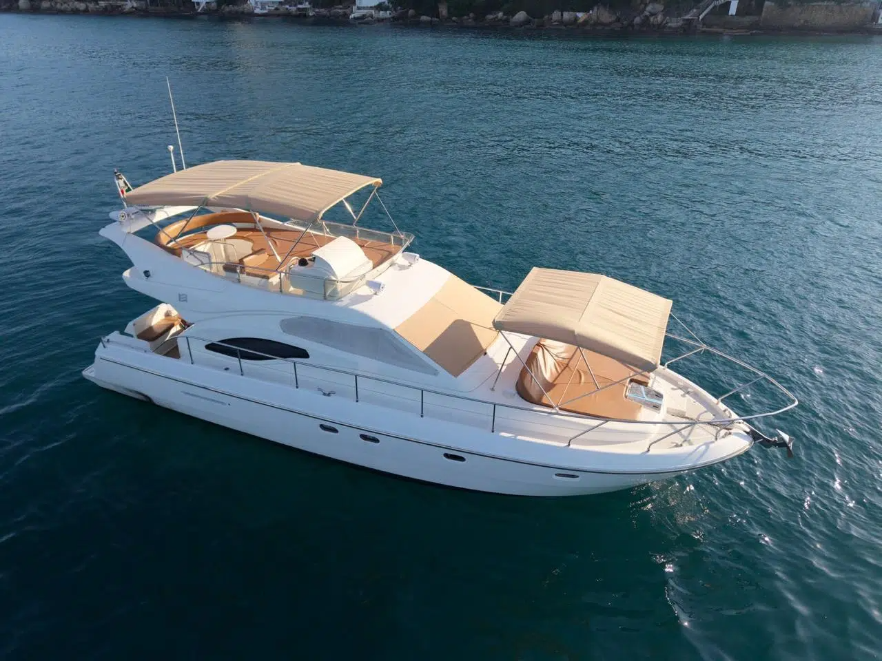 FERRETI 48´