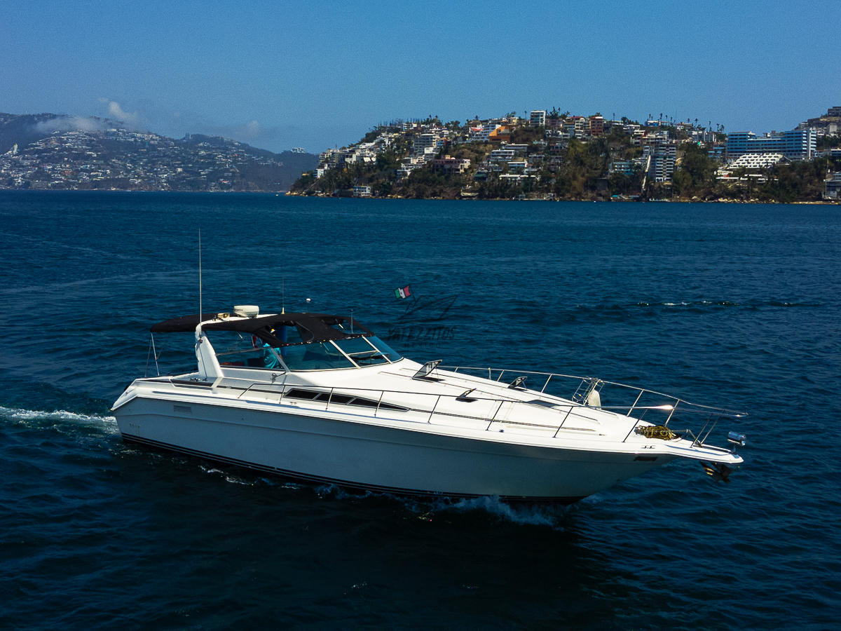 Renta de yates en Acapulco - Yate Sea Porshe-1