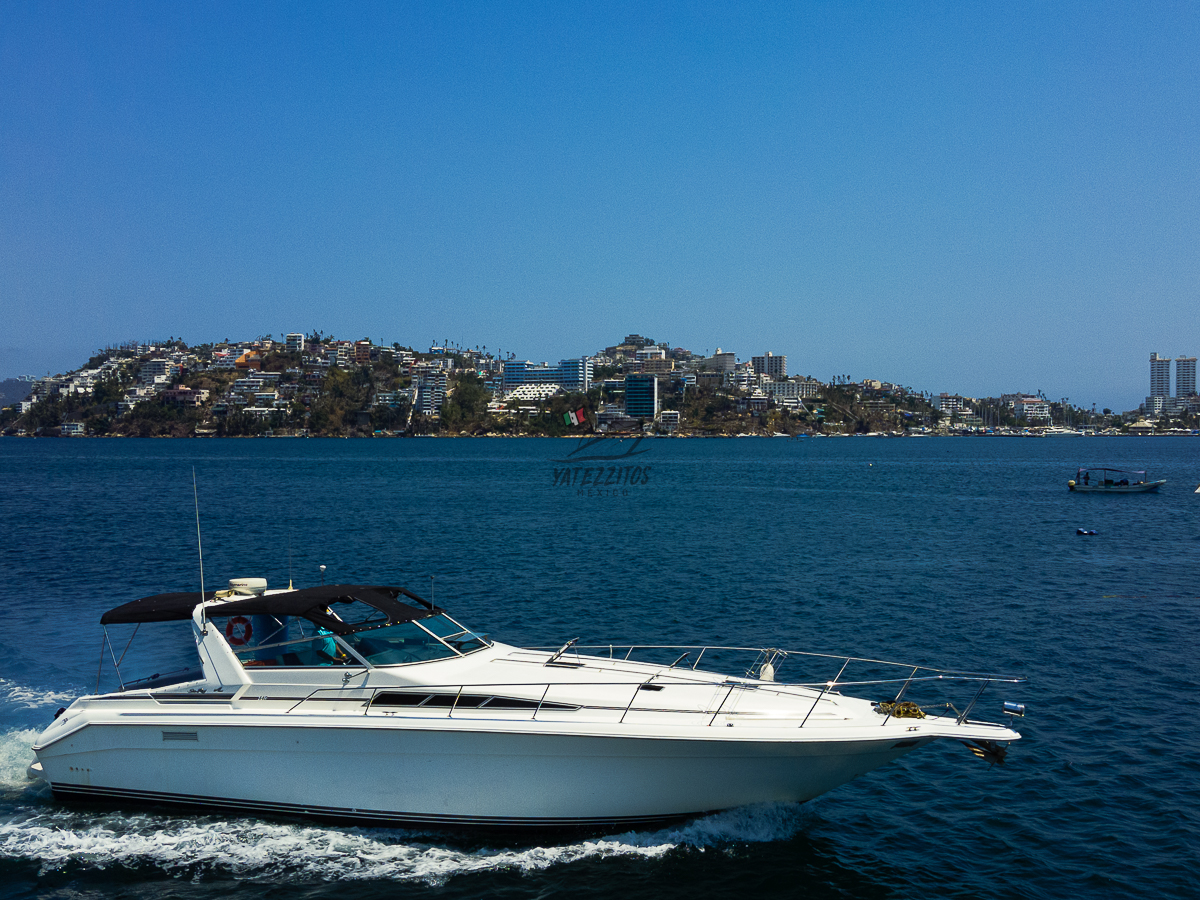 Renta de yates en Acapulco - Yate Sea Porshe-2