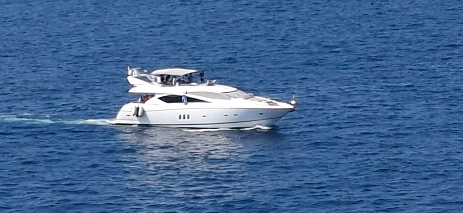 SUNSEEKER MANHATTAN 75′